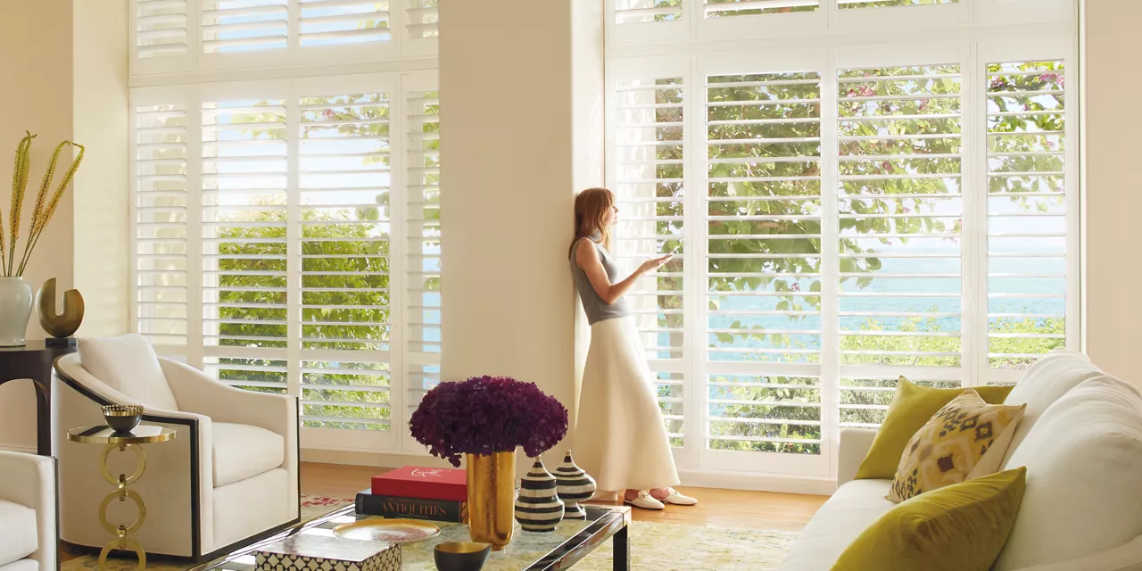 palm-beach-polysatin-bright-white-69325752-sign-1